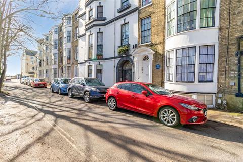 1 bedroom flat for sale, Bedford Row, Worthing