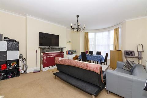 1 bedroom flat for sale, Bedford Row, Worthing