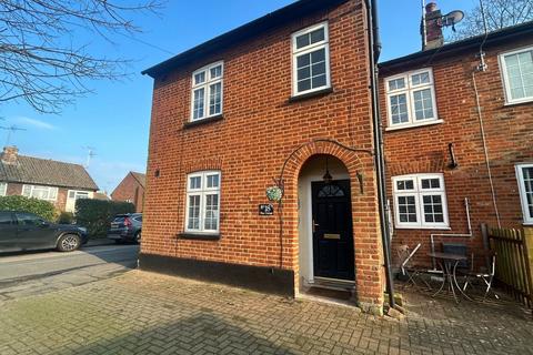 undefined, CHAIN FREE 3 bedroom house - Station Road, Puckeridge