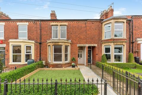 4 bedroom terraced house for sale, Harrowby Road, Grantham