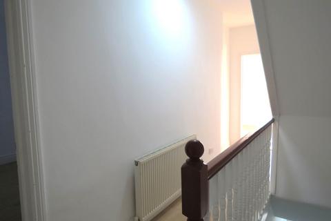 undefined, West Road, Newcastle Upon Tyne NE4