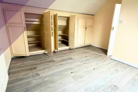 undefined, Greenford Road, Greenford, UB6