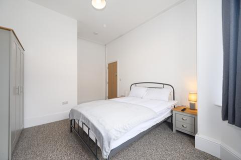 1 bedroom in a house share to rent, Newton-le-Willows WA12