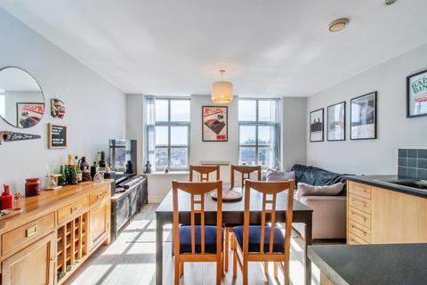 2 bedroom apartment for sale, Melbourne Street, Morley, Leeds