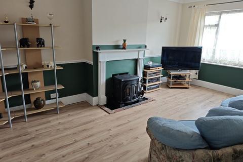 undefined, Deben Crescent, Swindon SN25