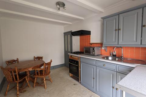 undefined, Deben Crescent, Swindon SN25
