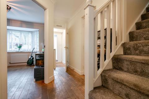 4 bedroom detached house for sale, Brookwater Close, Halifax HX3