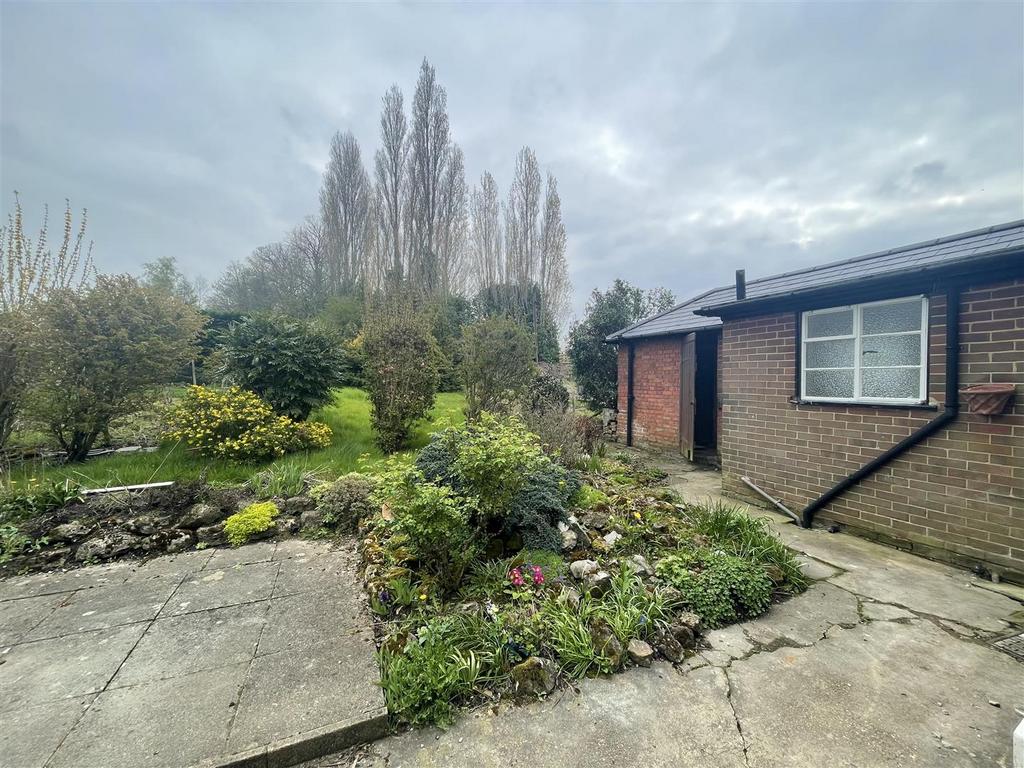 Garden 1.jpg