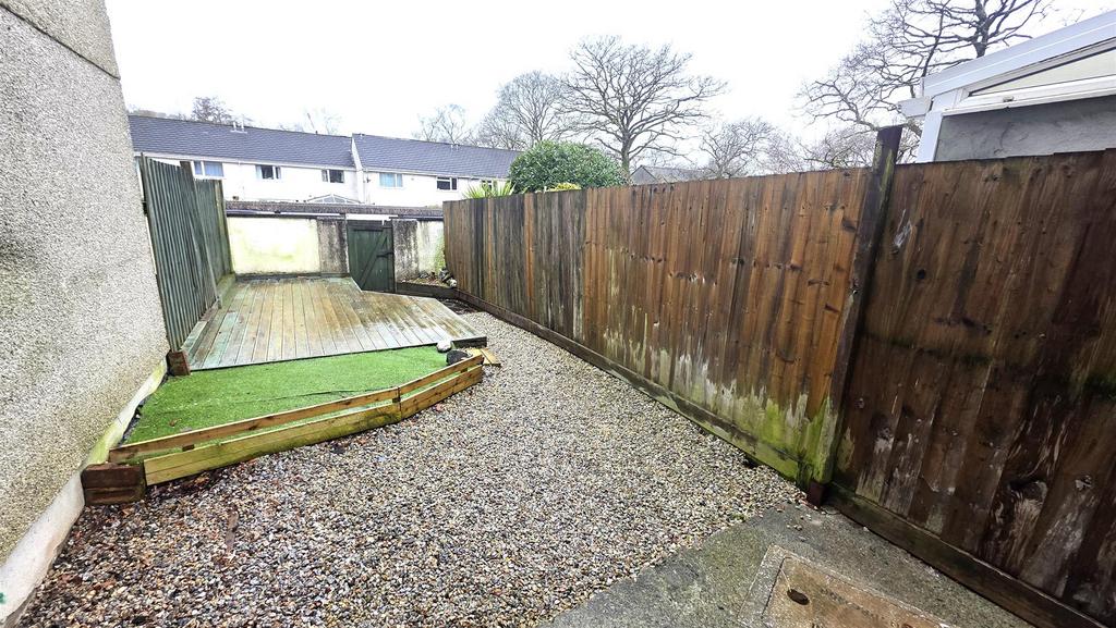 Further Garden.jpg