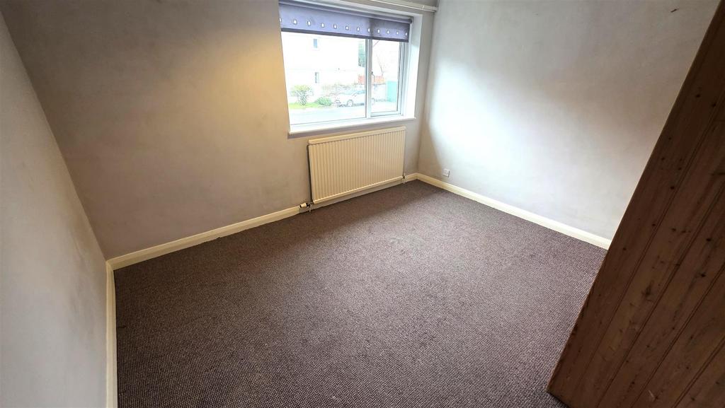 Further Bedroom 1.jpg