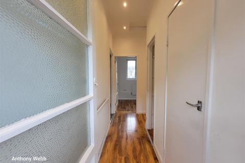 undefined, Hertford Court, Green Lanes, N13