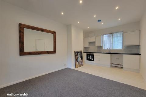 undefined, Hertford Court, Green Lanes, N13
