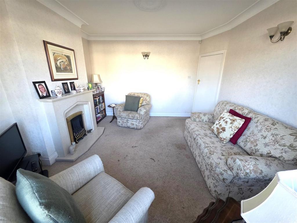 Lounge Cont