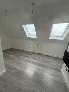 undefined, Lodge Avenue, Dagenham RM8