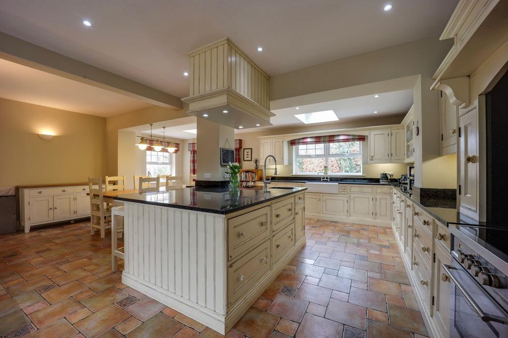 Kitchen/Diner/Family Room