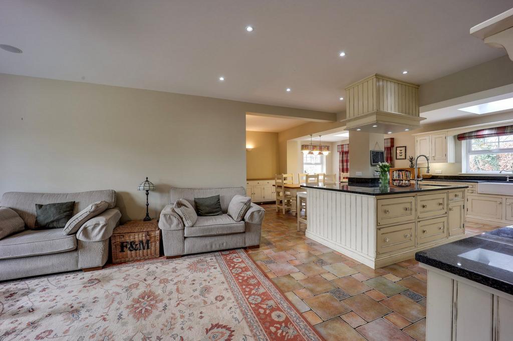 Kitchen/Diner/Family Room