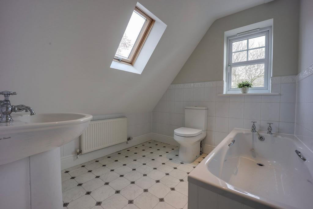 Ensuite To Bedroom Two