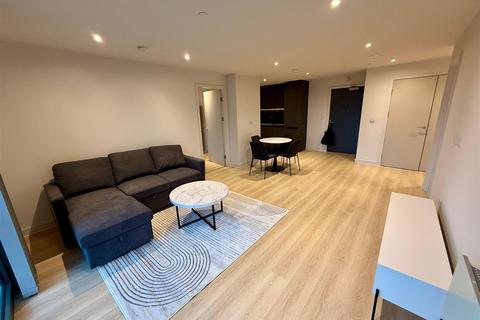 2 bedroom apartment to rent - Waterhouse Gardens, Manchester