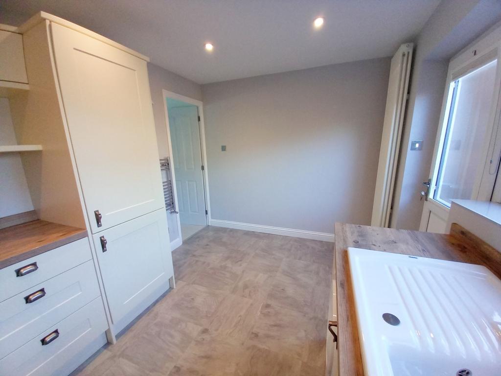 Dining kitchen