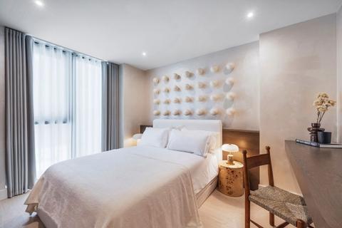 1 bedroom flat for sale, York Road, London SW11