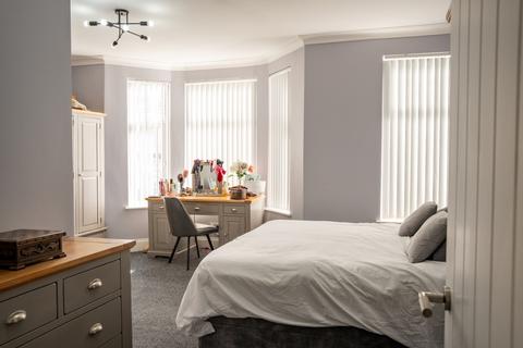 4 bedroom terraced house for sale, Ombersley Road, Newport NP20