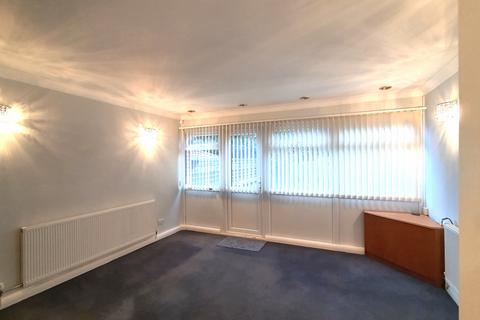 2 bedroom detached house to rent, B