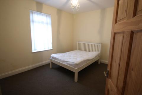 2 bedroom house to rent, Salisbury Terrace, Darlington DL3