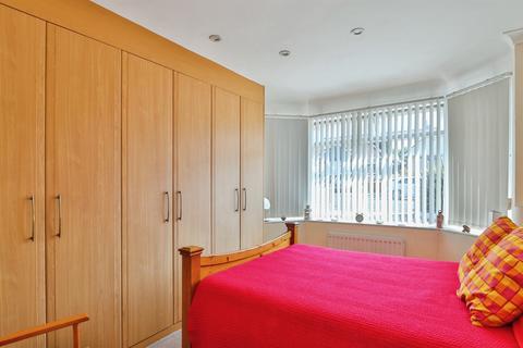 5 bedroom bungalow for sale, Mellstock Road, Poole