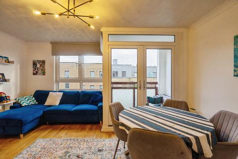 3 bedroom maisonette for sale, Willis Street, London, E14