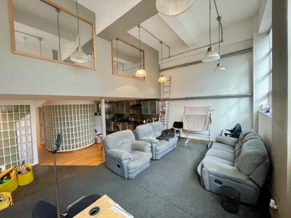 3  Medium  T202603051423.jpg