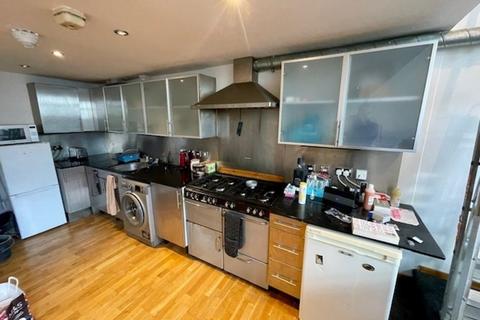 3 bedroom flat for sale, 109 Portman Road, Ipswich, Suffolk IP1 2BN