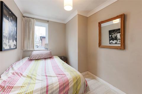 2 bedroom apartment for sale, Condray Place, London, SW11
