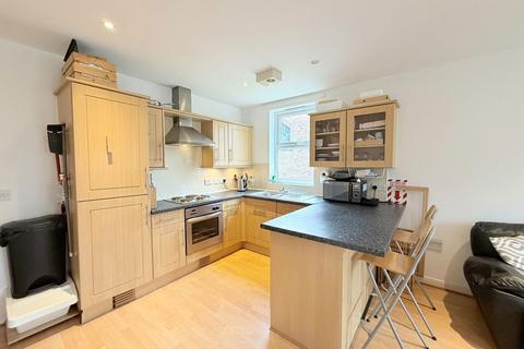 2 bedroom flat to rent, Wilbraham Road, Manchester, M14 6EZ
