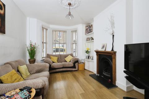 3 bedroom terraced house for sale, Beltring Road, Eastbourne