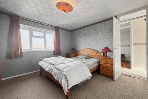 4 bedroom end of terrace house for sale, Oastview, Rainham, Gillingham, Kent, ME8