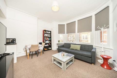 1 bedroom flat to rent, Wexford Road, London SW12