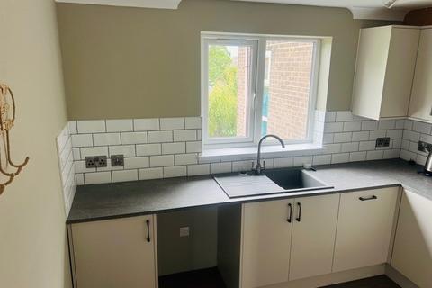2 bedroom apartment to rent, Mains Court, Durham, DH1