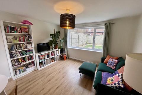 2 bedroom house to rent, Radcliffe Street, NOTTINGHAM, NG2