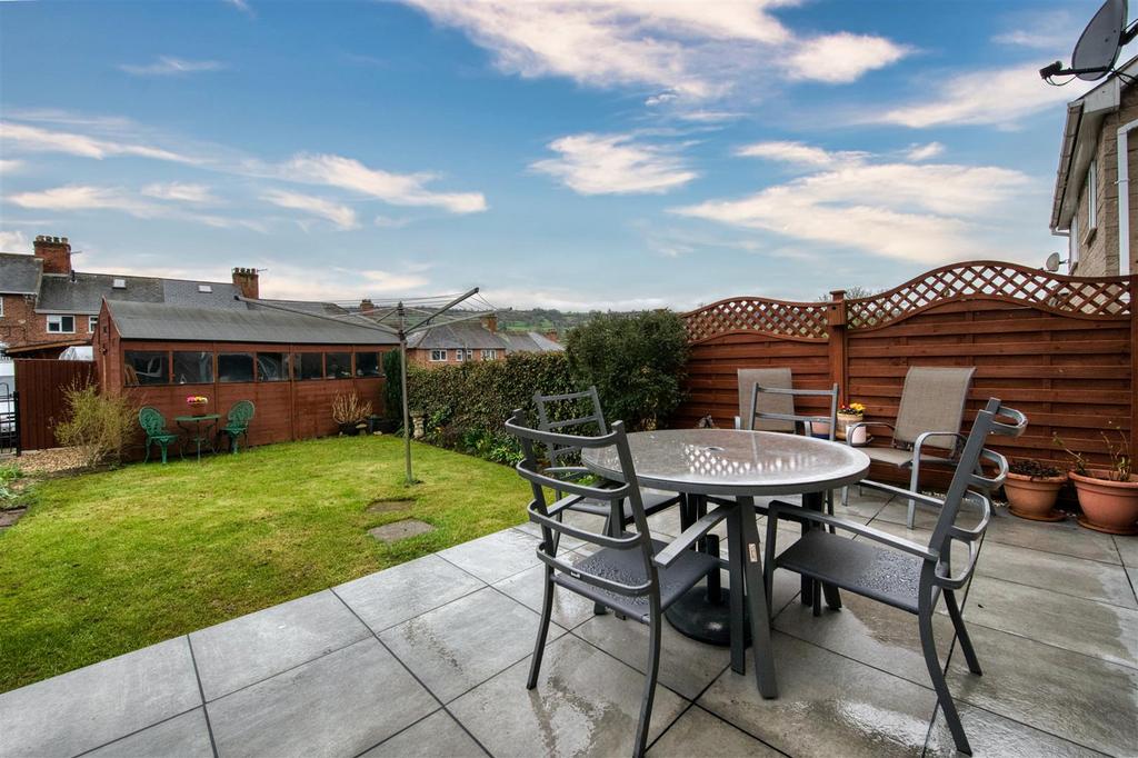 Dining patio.jpg