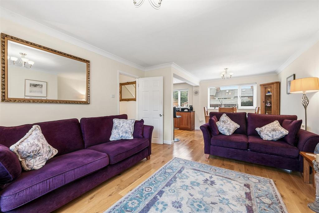 Sitting Room to Dining area.jpg