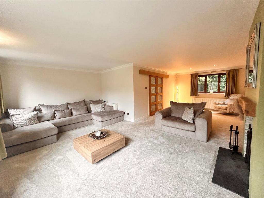 Living room.jpg