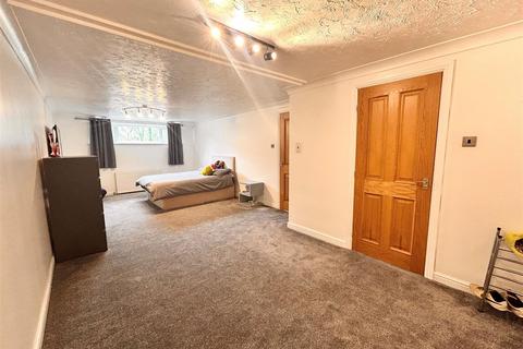 3 bedroom detached house for sale, Bankhouse Lane, Halifax HX3