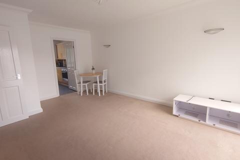 2 bedroom flat to rent, Rowood Drive, Solihull, B92