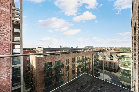 1 bedroom flat for sale, Shipbuilding Way, London