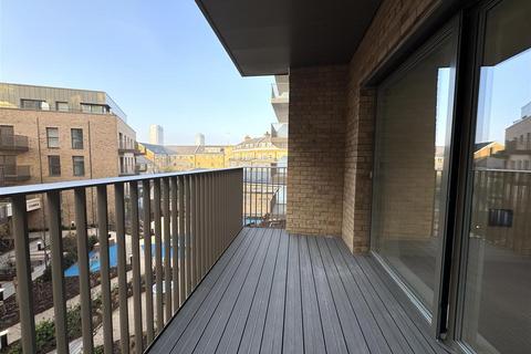 2 bedroom apartment to rent, 1 Potters Road, London SW6