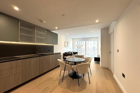 2 bedroom apartment to rent, 1 Potters Road, London SW6
