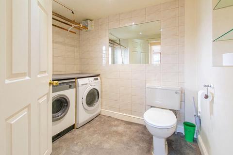 undefined, Strongrove Hill, Bath Road, Hungerford, Berkshire, RG17