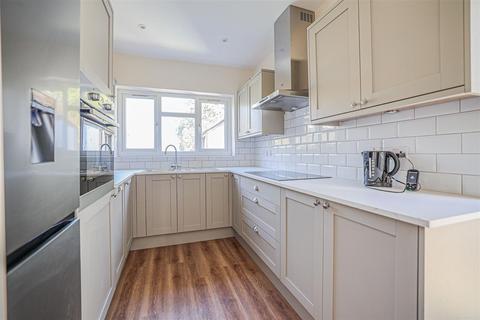 undefined, Adeyfield Road, Hemel Hempstead, HP2