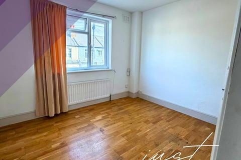 undefined, Bear Road, Feltham, TW13