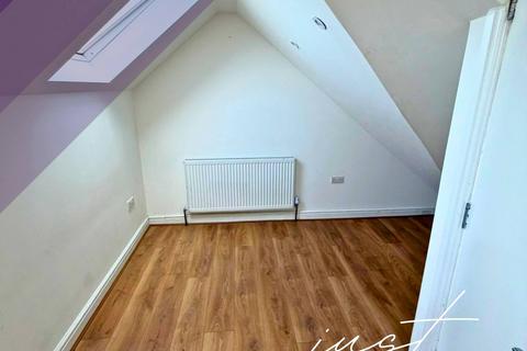 undefined, Bear Road, Feltham, TW13